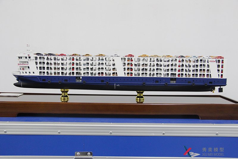 1000車(chē)汽車(chē)滾裝船模型-長(cháng)航武漢汽車(chē)物流有限公司