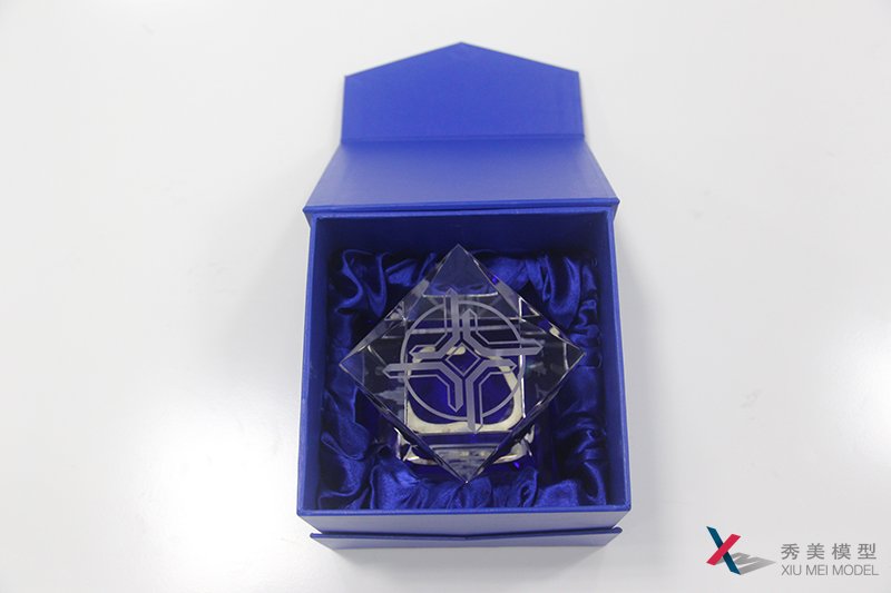 水晶禮品--上海航道局---秀美模型設計獨家制作