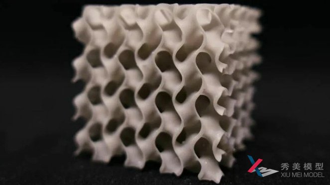 3D打印教學(xué)模型，展現數學(xué)方程式之美